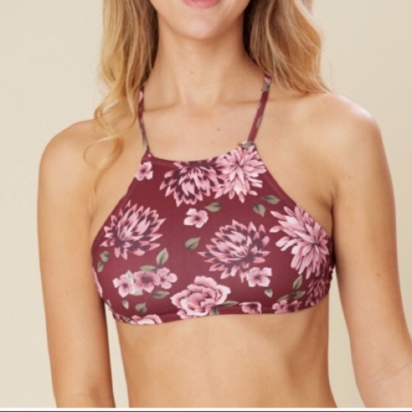 Altar'd State Barcelone Strappy Hi-Neck Bikini Top - Picture 1 of 6